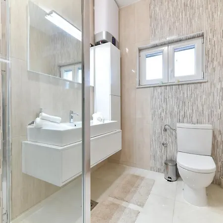 Hedonist Villa