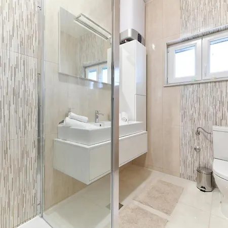 Villa Hedonist *