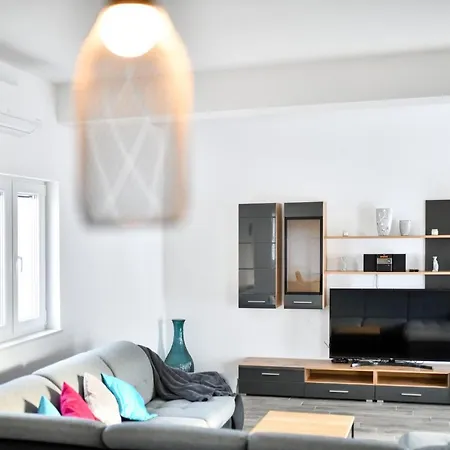 Villa Hedonist