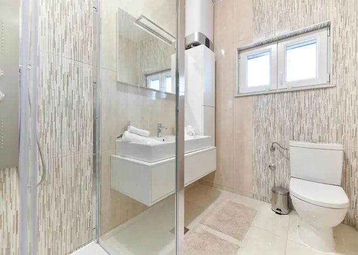 Villa Hedonist *