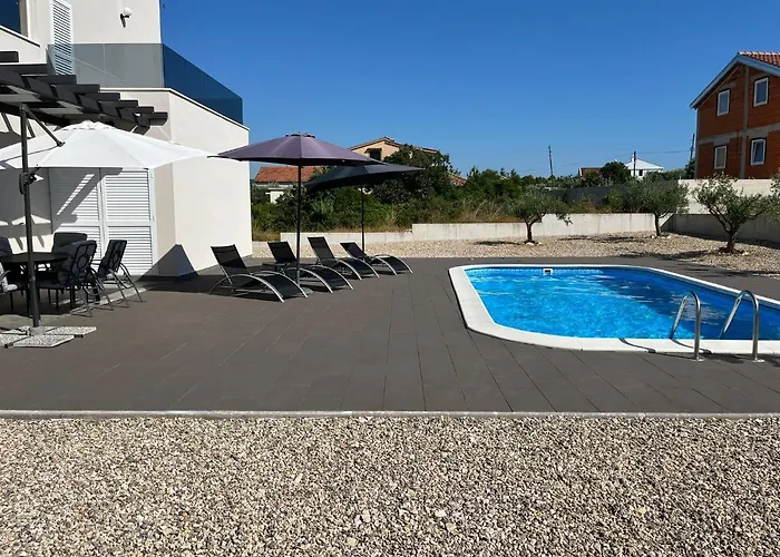 Villa Hedonist