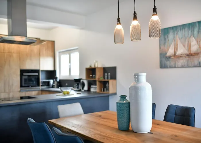 Hedonist Villa Debeljak